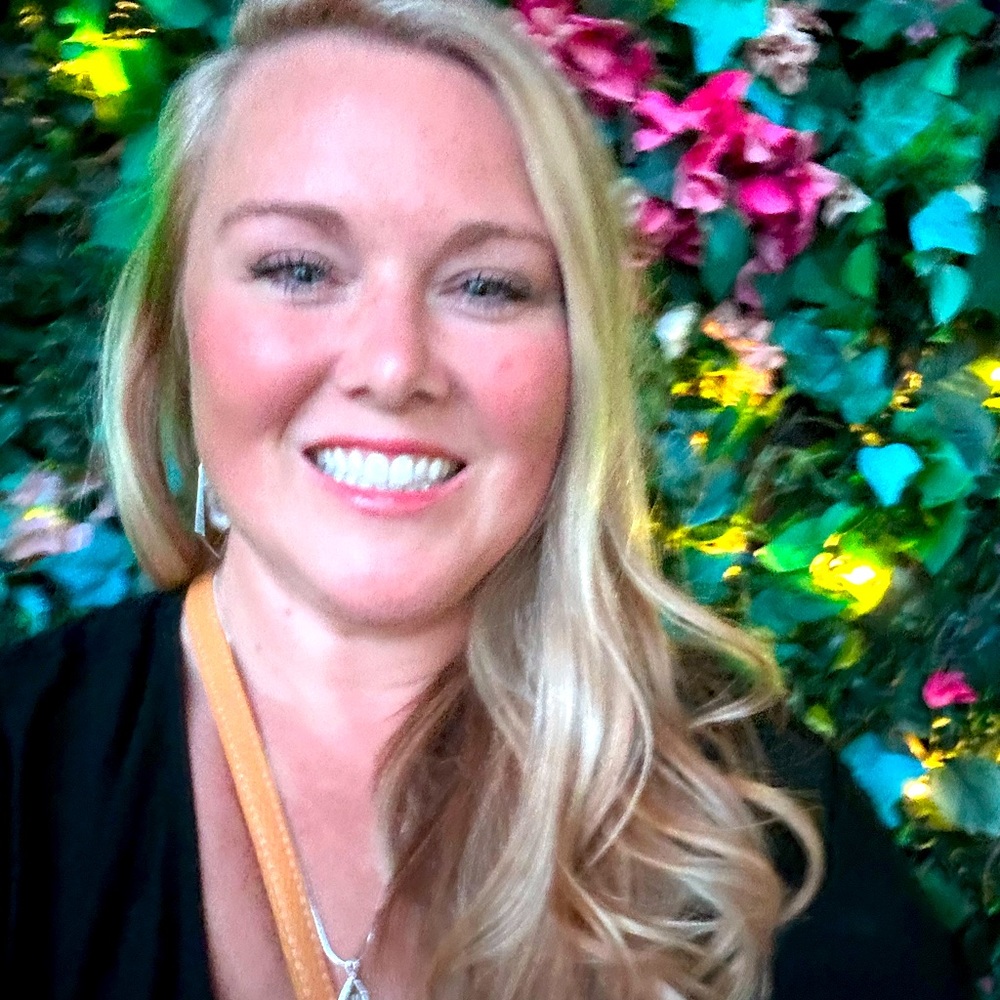 Meet your Posher, Stephanie